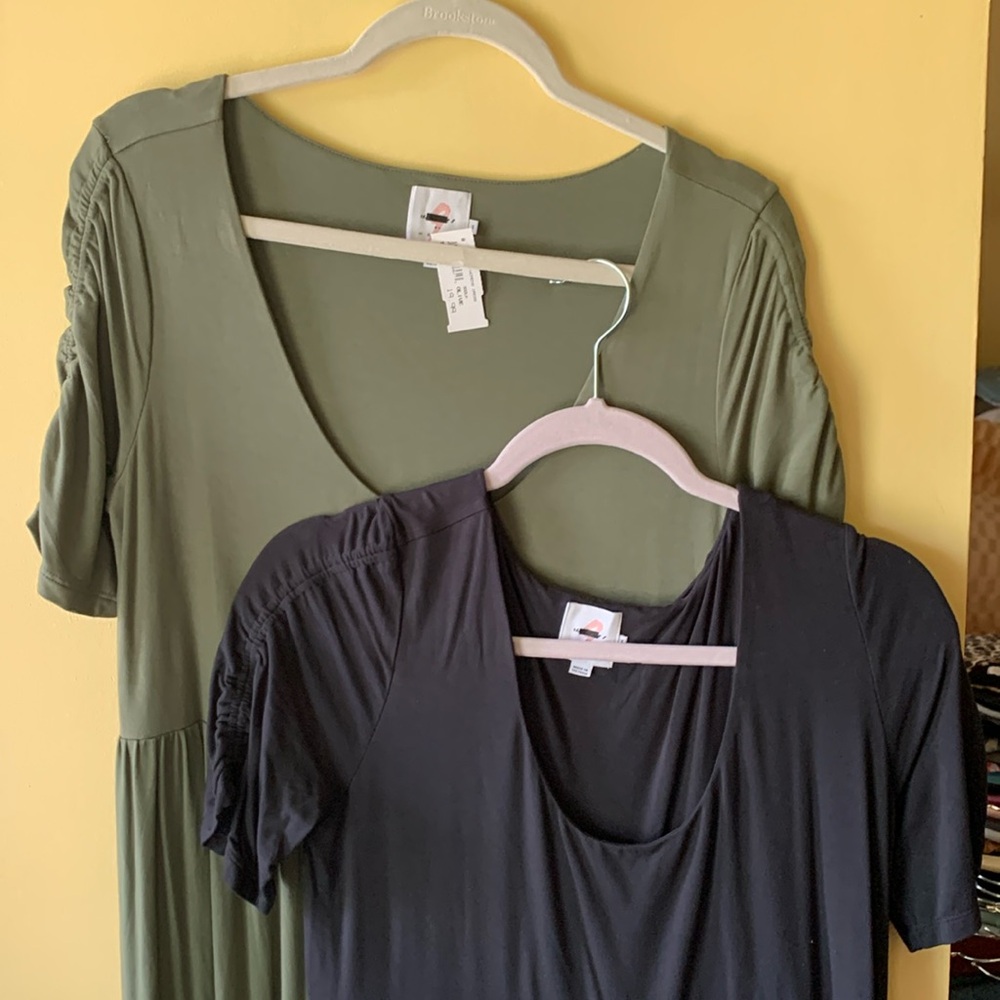 2 Maxi maternity dresses